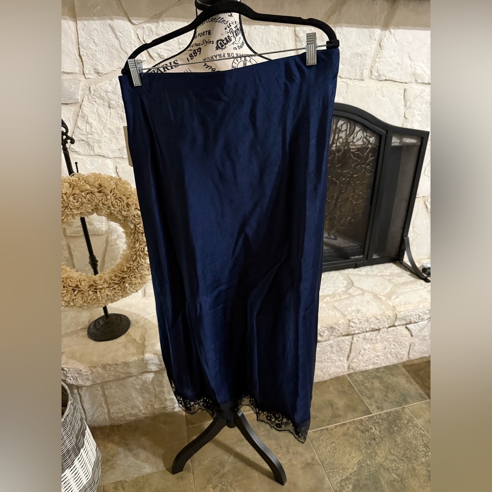 New A New Day Navy Satin Skirt with Black Lace Accent - Picture 2 of 2